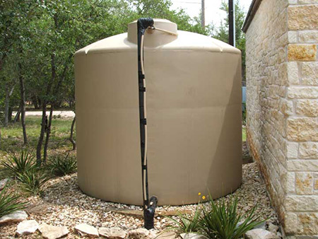 2500-gallon-well-water-storage-tank